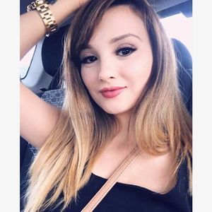 Meet your Posher, Marie